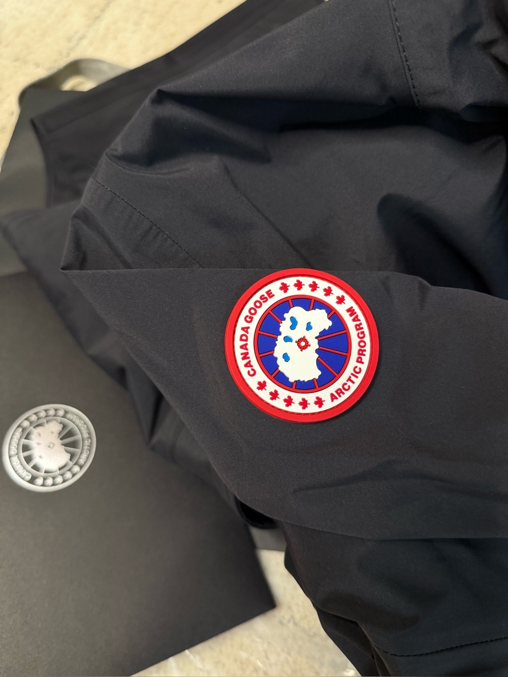 Canada Goose Salida Jacket Black Size S raincoat with hood - Picture 8 of 11